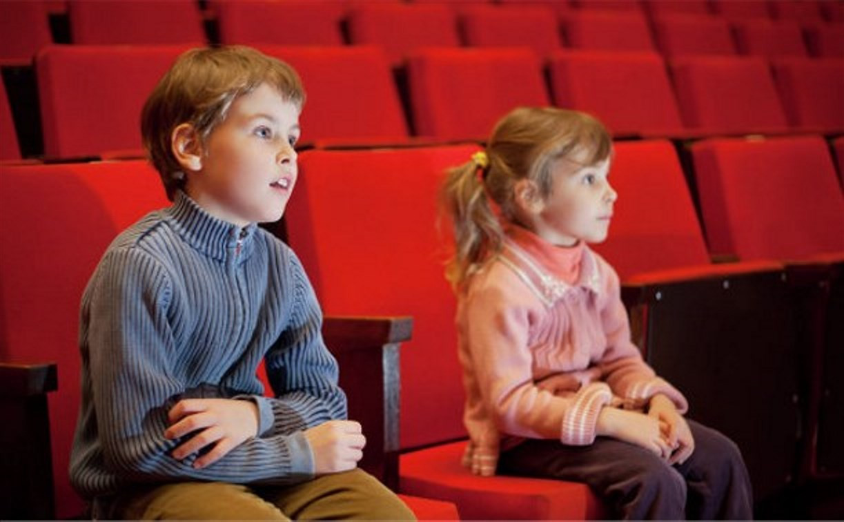 Минкультуры хочет ужесточить наказание за допуск детей на спектакли и фильмы для взрослых
