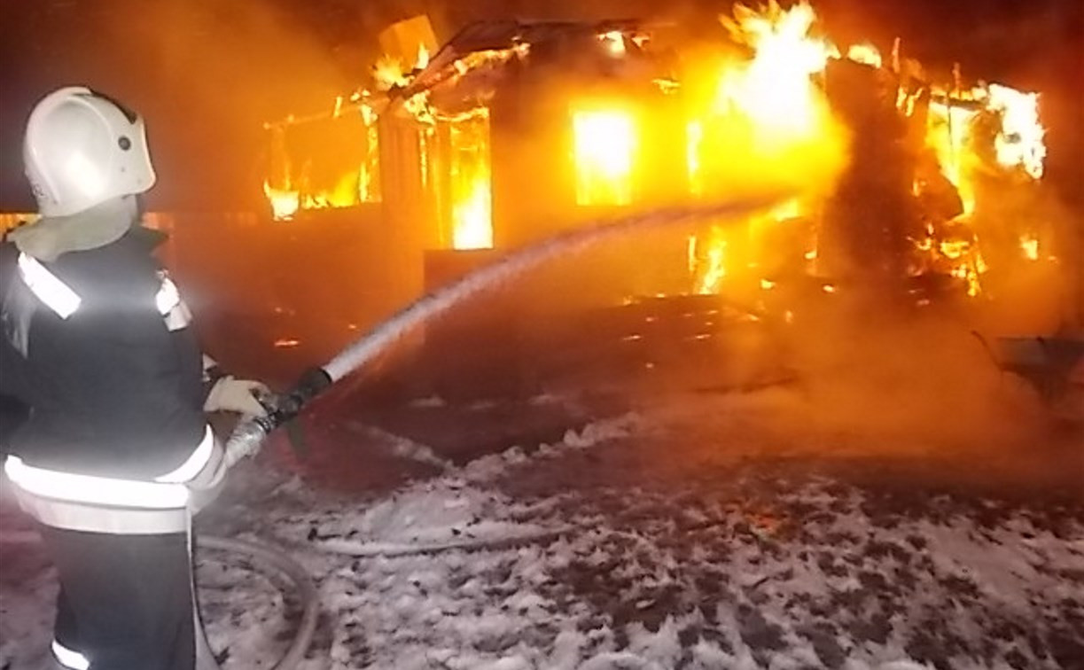 В Заокском районе сгорел жилой дом