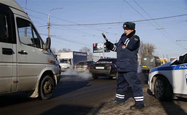 Тульские полицейские задержали автолайнщика с поддельными правами