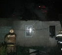На ул. Нестерова в Туле загорелся дом: пожарные спасли мужчину