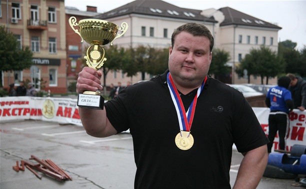 Чемпионом турнира «Сила Тулы - 2013» стал 29-летний Александр Ивашкин