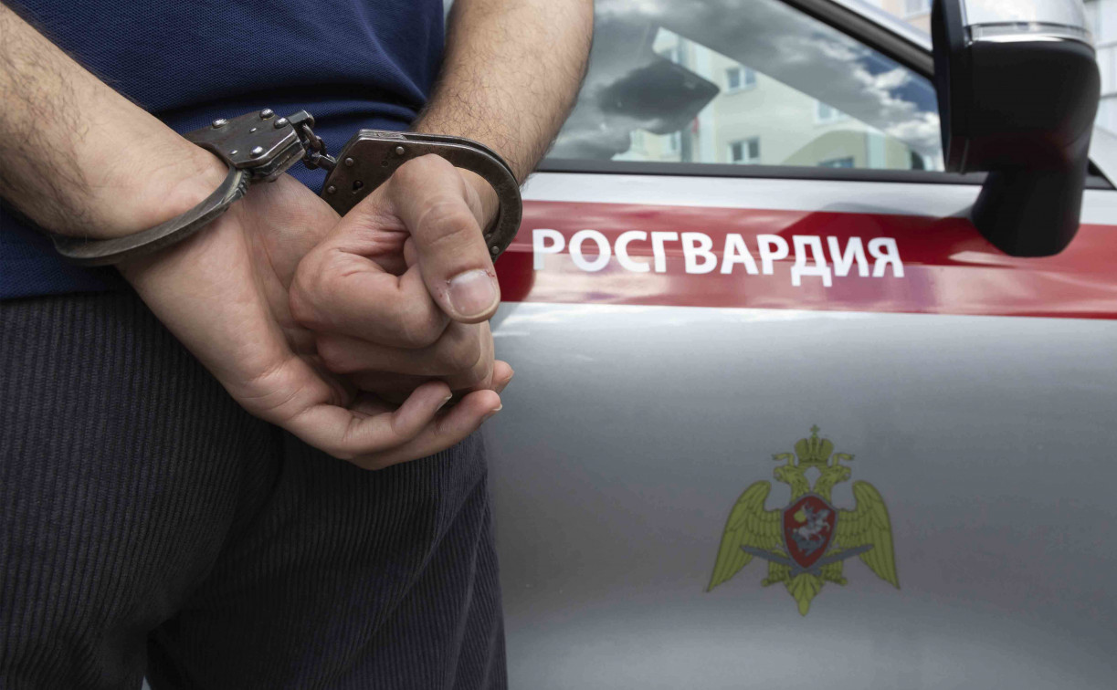 Житель Плавска украл у знакомого ружье и гулял с ним по городу