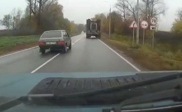 Штраф 7500 рублей: Госавтоинспекция нашла и наказала водителя по видео от очевидца