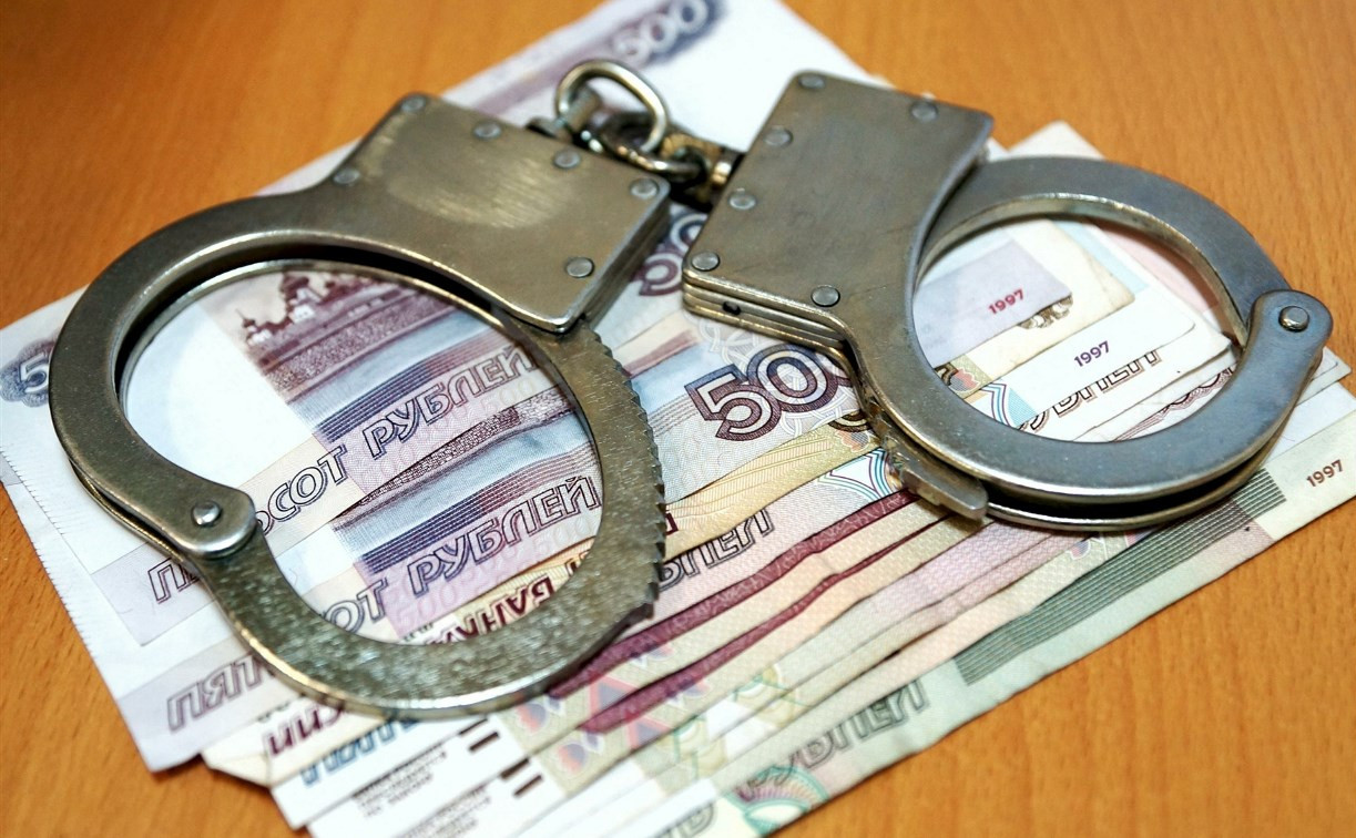 Тульская мошенница полтора года «продавала» свой автомобиль москвичу