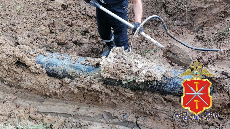 В Одоевском районе трое мужчин украли более 18 тонн дизельного топлива 