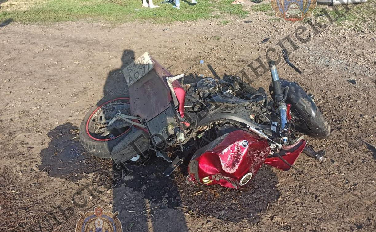 На трассе в Тульской области мотоциклист разбился насмерть 