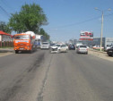 На Новомосковском шоссе водитель «Фольксвагена» устроила тройное ДТП