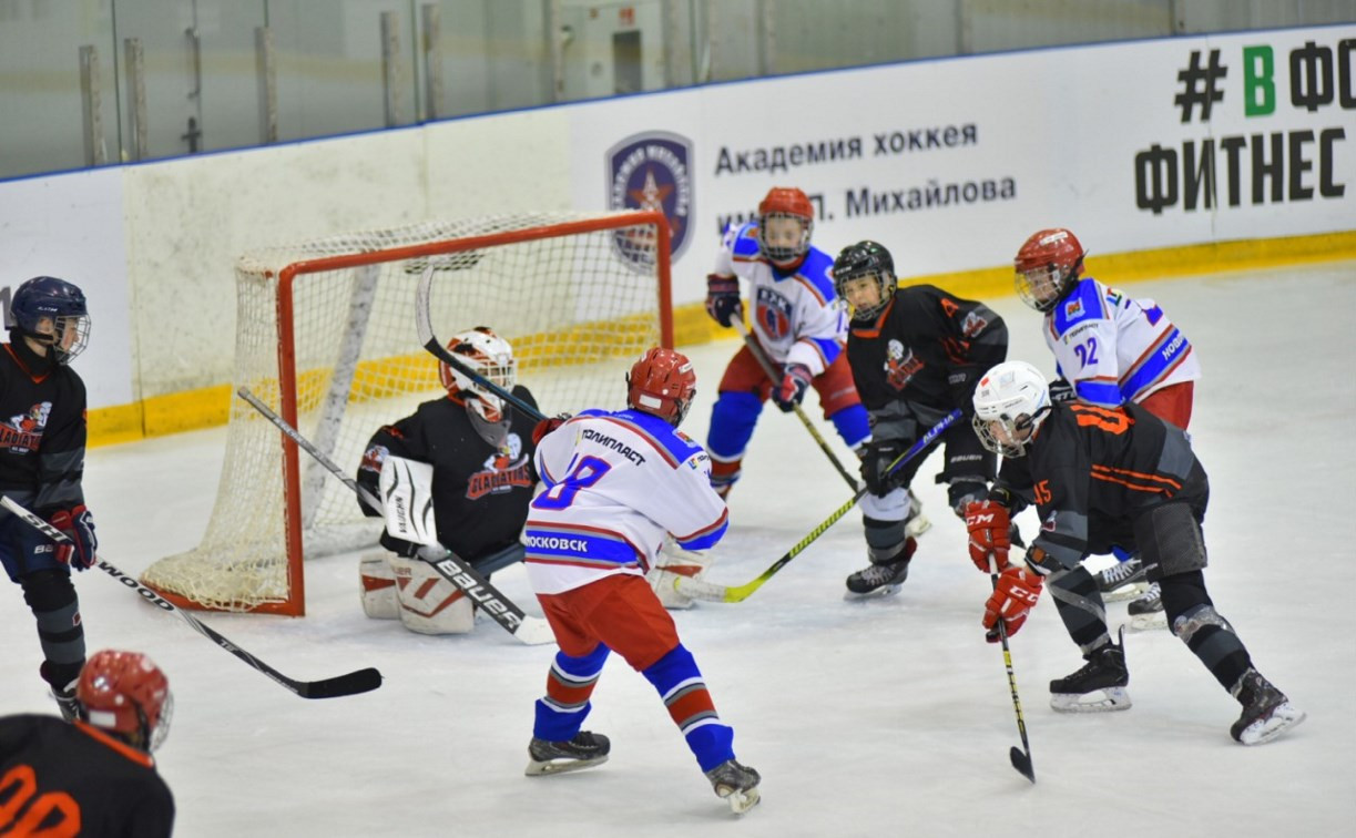 Новомосковский хоккейный клуб вышел в полуфинал EuroChem Cup 2019