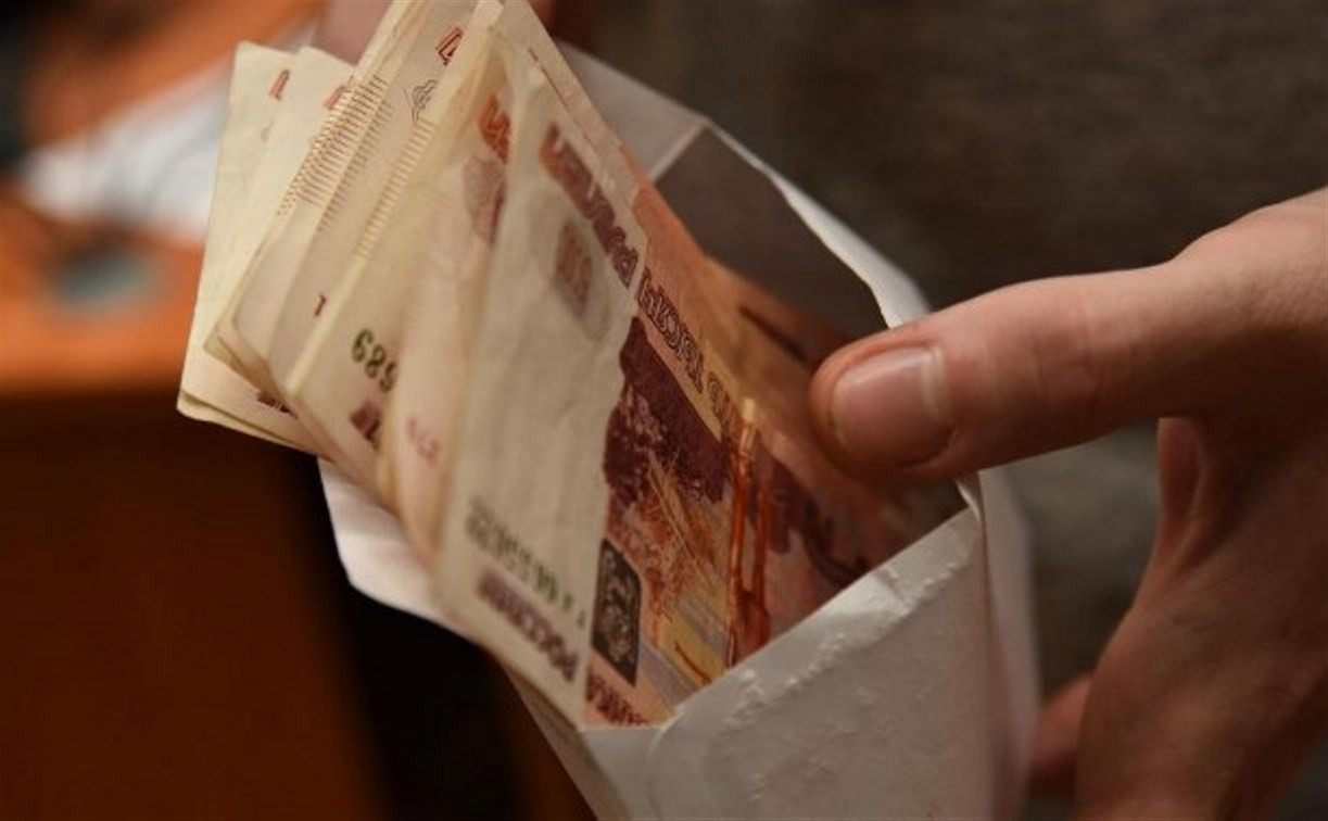 В Одоеве возбуждено уголовное на замдиректора фирмы за подкуп чиновника