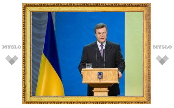 Янукович незаметно для оппозиции получил новые полномочия