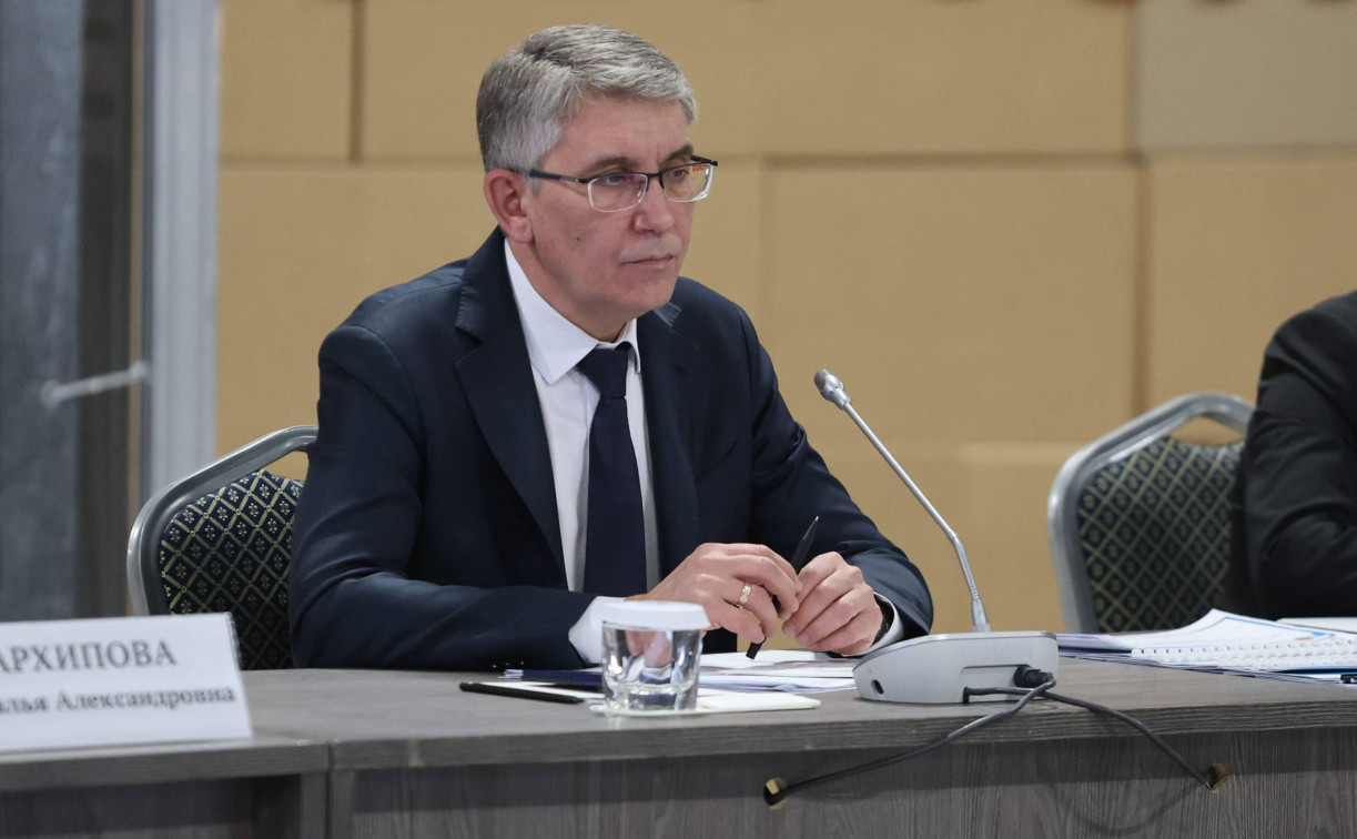 Чиновникам поручили в первоочередном порядке трудоустраивать участников СВО