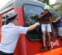 «Зацеперы» на каникулах: тульские железнодорожники проводят рейды возле школ 