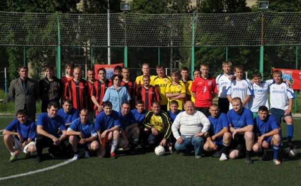 В Туле прошел мини-футбольный турнир памяти героев-студентов
