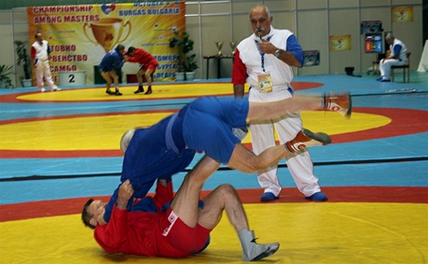 Тульские самбисты завоевали две медали на первенстве округа
