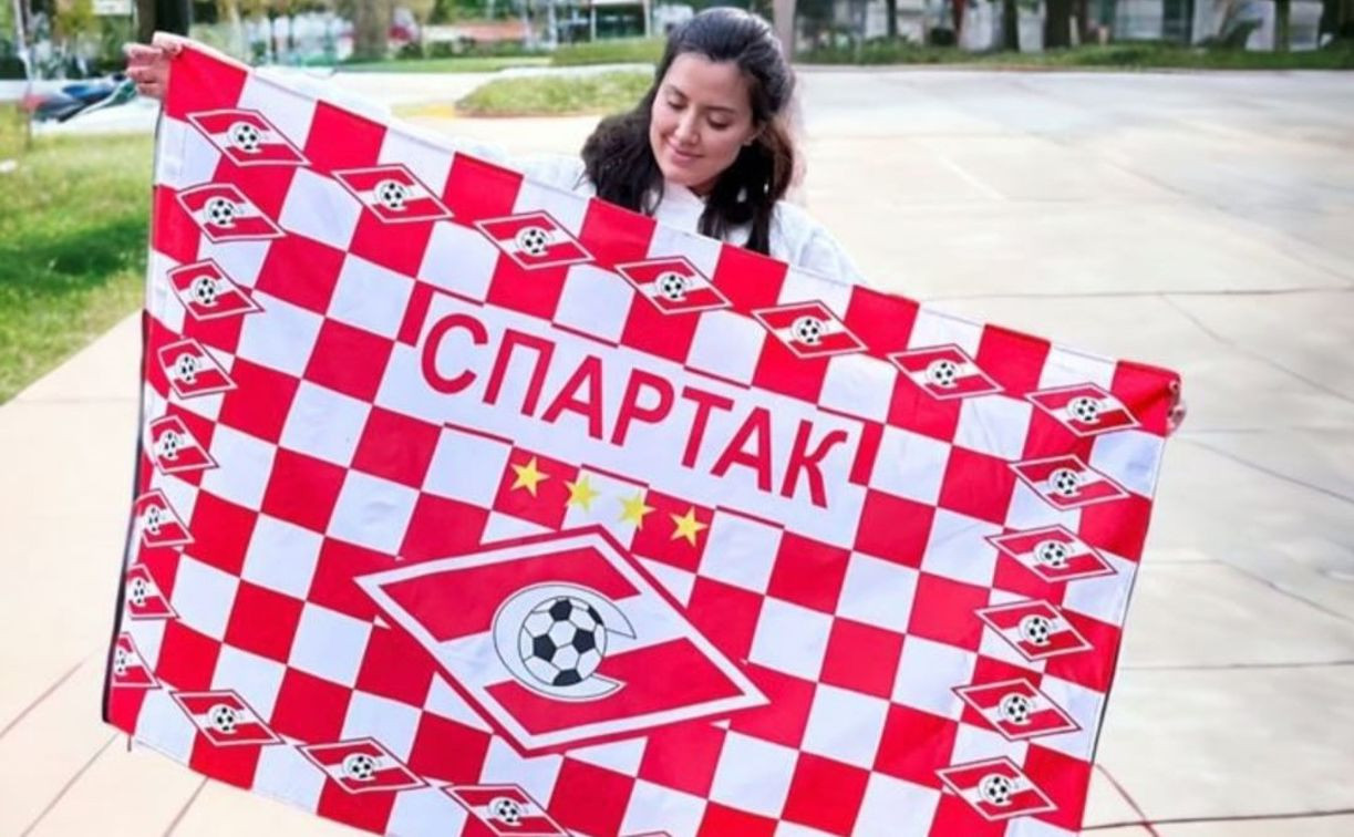 У фаната «Спартака» из Тульской области украли флаг с символикой клуба