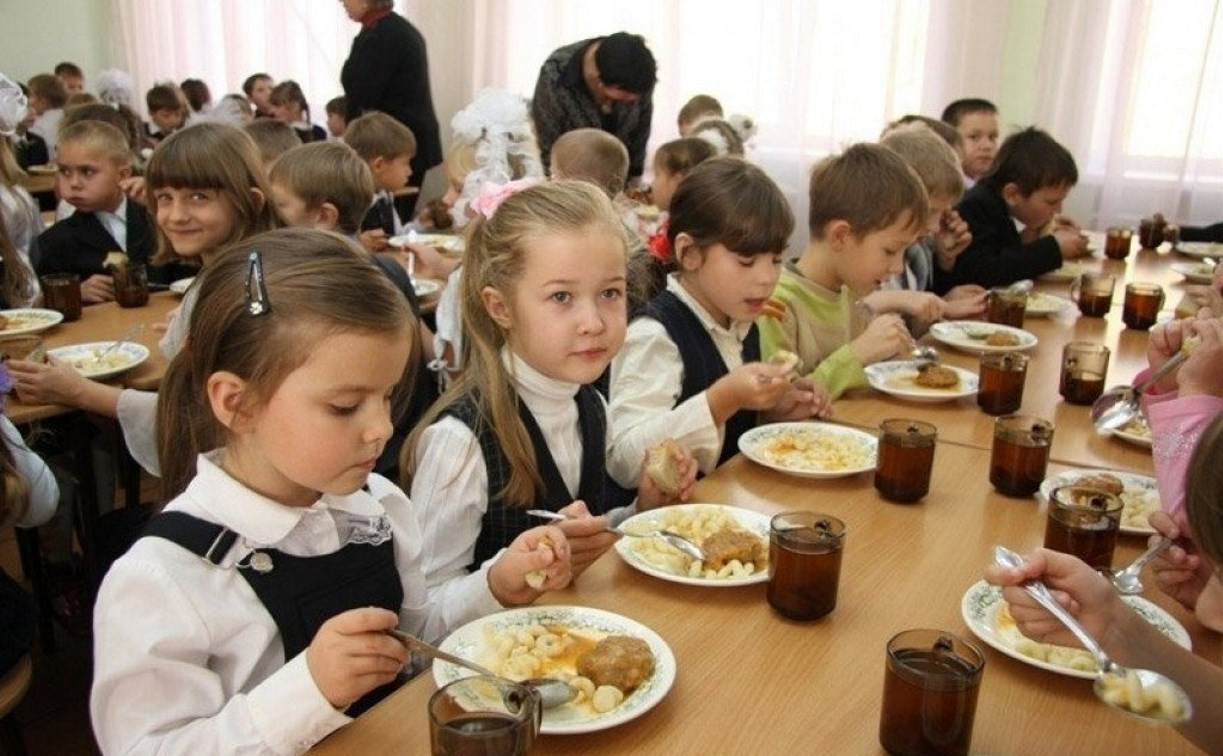 Куда тулякам можно пожаловаться на качество питания в образовательных учреждениях?