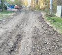 Жители Мясново: «Вместо ремонта нашу улицу засыпали землёй и булыжниками!»