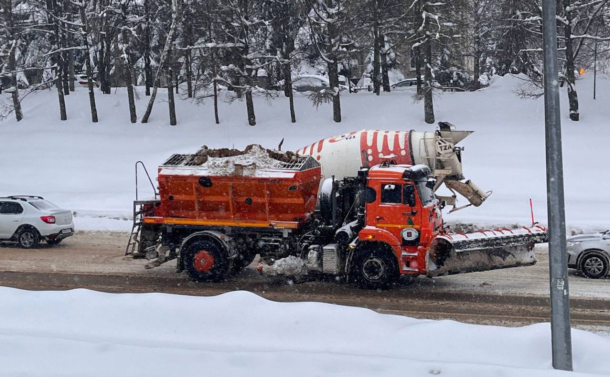 В Туле за сутки с улиц вывезли около четырех тысяч кубометров снега