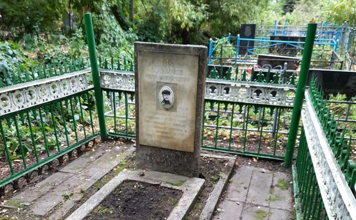 В Узловой активисты привели в порядок могилу участника Первой мировой войны