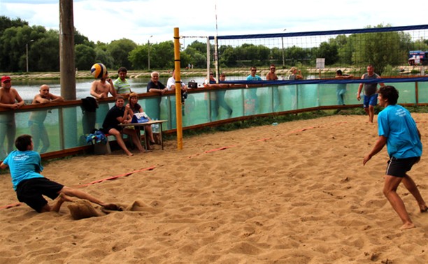 В Туле прошел II этап первенства области по пляжному волейболу