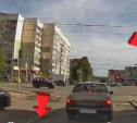 На ул. Ложевой водитель не стал переживать из-за ПДД