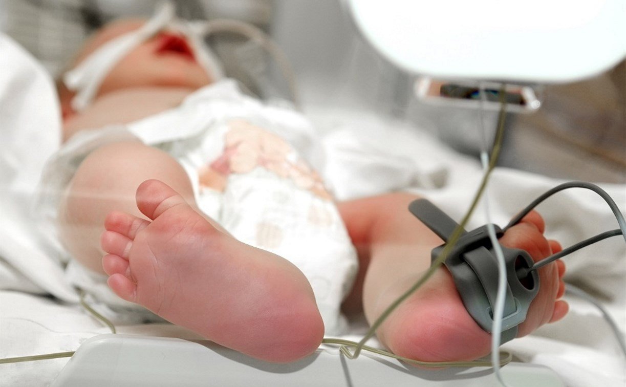 Смерть грудного ребенка в тульском роддоме: следователи проводят проверку