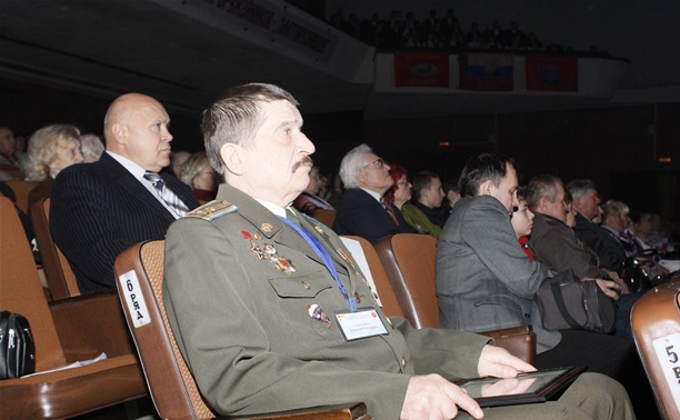 Владимир Груздев поздравил воинов-интернационалистов с праздником