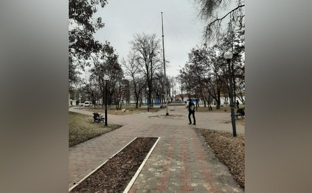 В Комсомольском сквере Тулы не будет светодиодной пирамиды – перегорела гирлянда