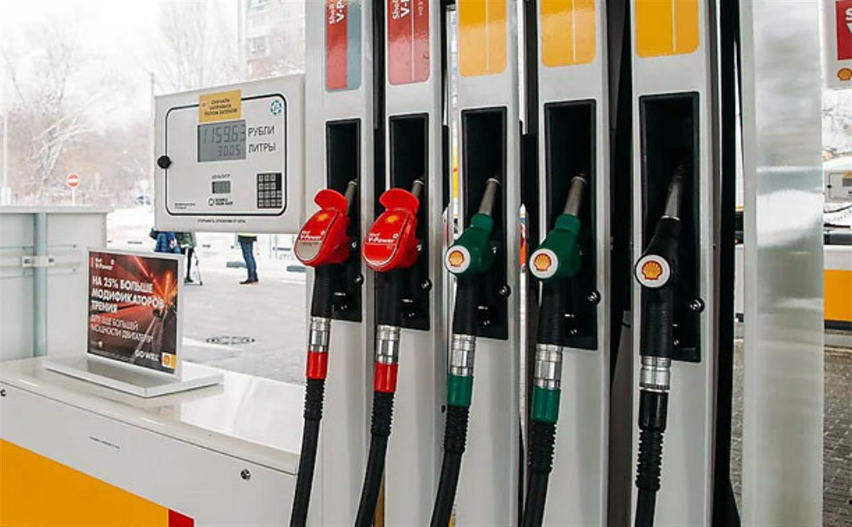 Shell заявила об отказе от российской нефти и закрытии АЗС в России