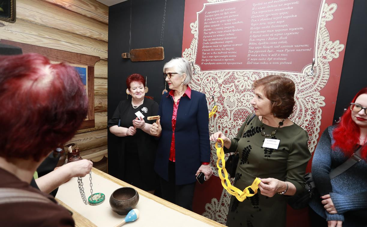 Литературная выставка Музея Анны Ахматовой открылась в Туле