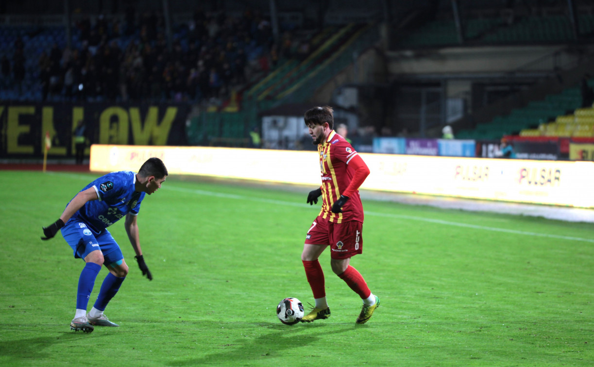 «Арсенал» опять сыграл вничью. Фоторепортаж с Центрального стадиона