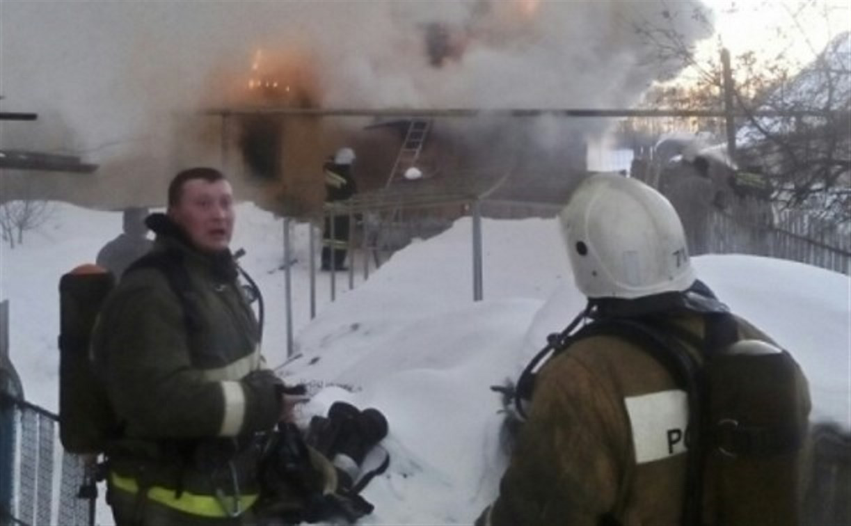 На пожаре в Тульской области погибли два человека