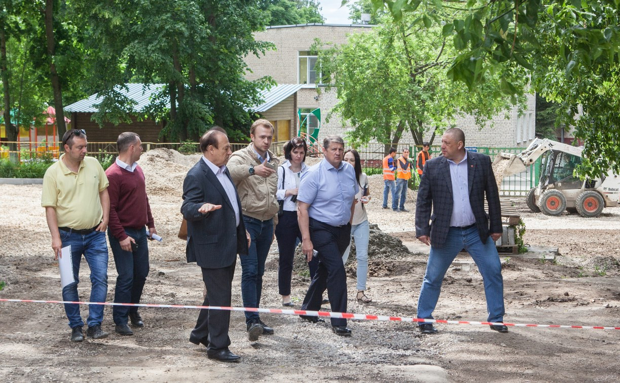 Евгений Авилов провел объезд Пролетарского района Тулы