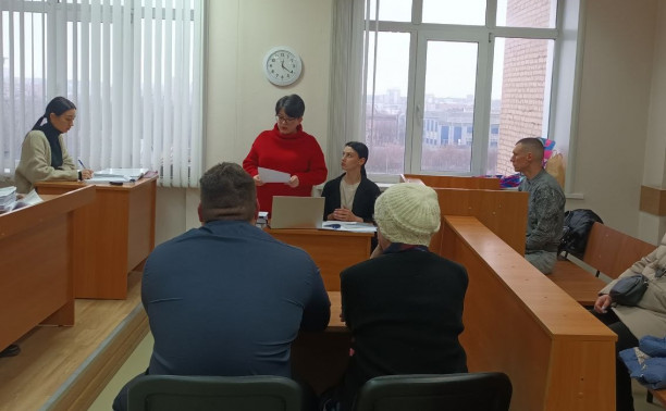 «Доверчивость — не значит психическое расстройство»: адвокат покупателя настаивает на экспертизе для продавца квартиры