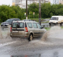 В Туле после дождя затопило улицу Ложевую: видео