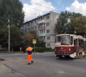 На улице Плеханова трамвай сошел с рельсов