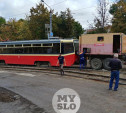 В Туле на ул. Оборонной трамвай сошел с рельсов