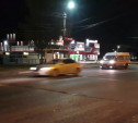 На Одоевском шоссе машины «перелетают» через пешеходный переход