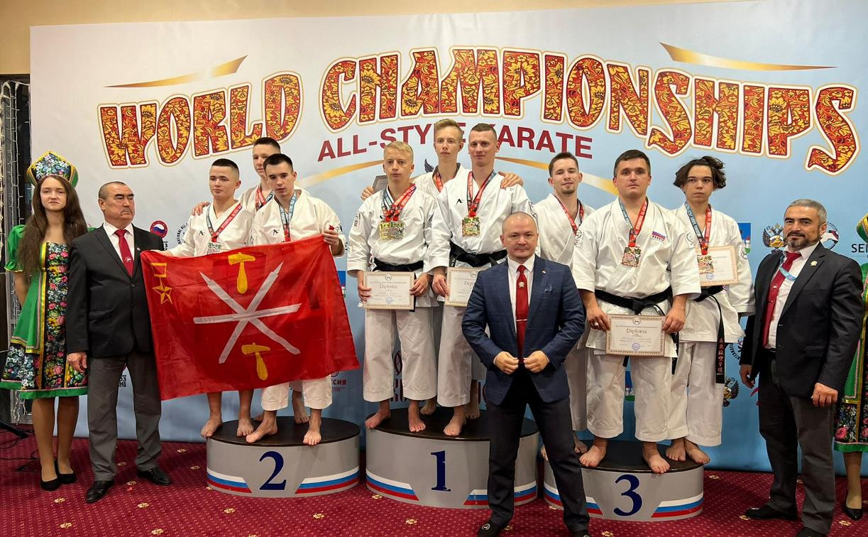 Тульские каратисты завоевали медали на чемпионате и первенстве мира
