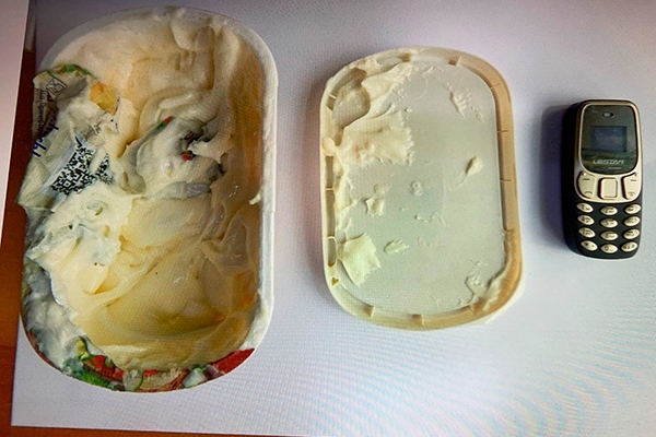 В Тульской области заключенному пытались передать телефон внутри контейнера с плавленым сыром