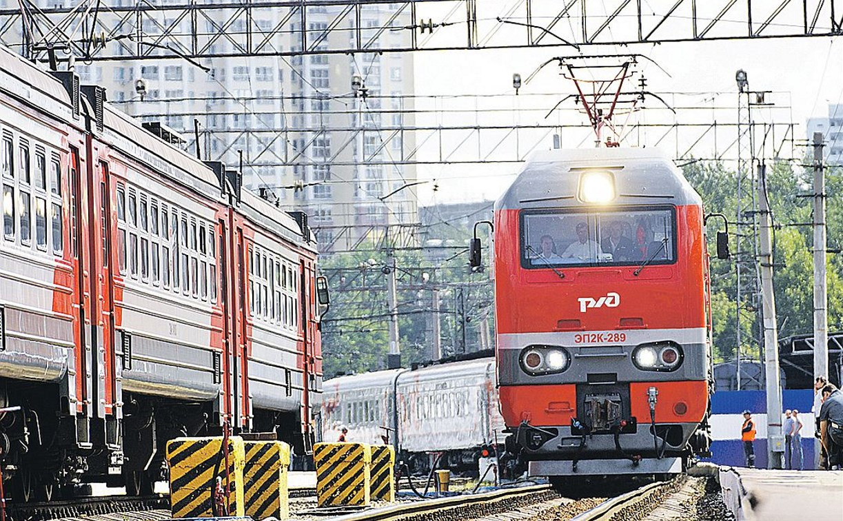 С 17 ноября РЖД возобновляет продажу билетов на поезда дальнего следования на 2018 год