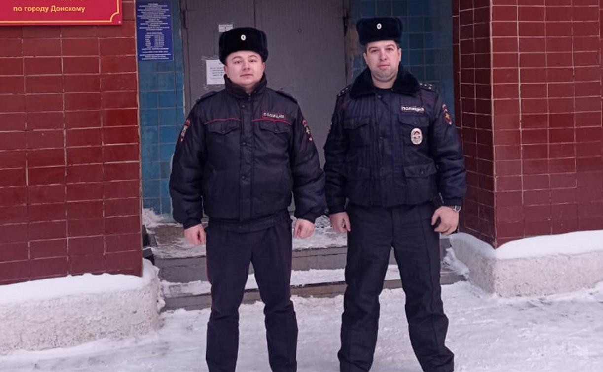 В Донском полицейские спасли погибавшую на морозе девушку