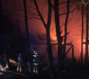 Ночной пожар в «Долине Х»: огонь уничтожил летнюю веранду
