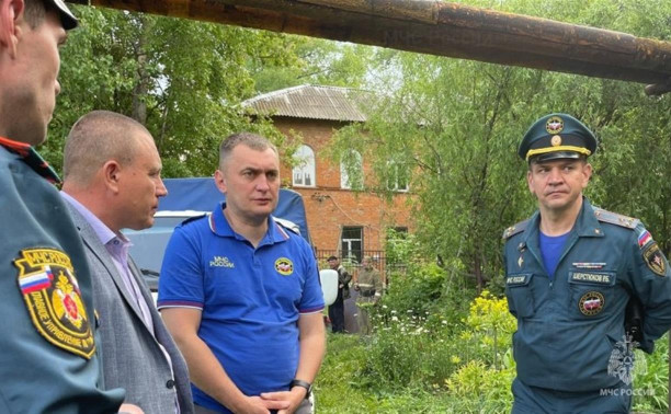 Начальник тульского ГУ МЧС посетил жителей Донского, пострадавших от крупного поджога