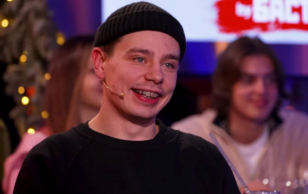 Райдер стендап-комика: Сергей Орлов требовал от организаторов концерта в Новомосковске белые носки и ягодные электронки