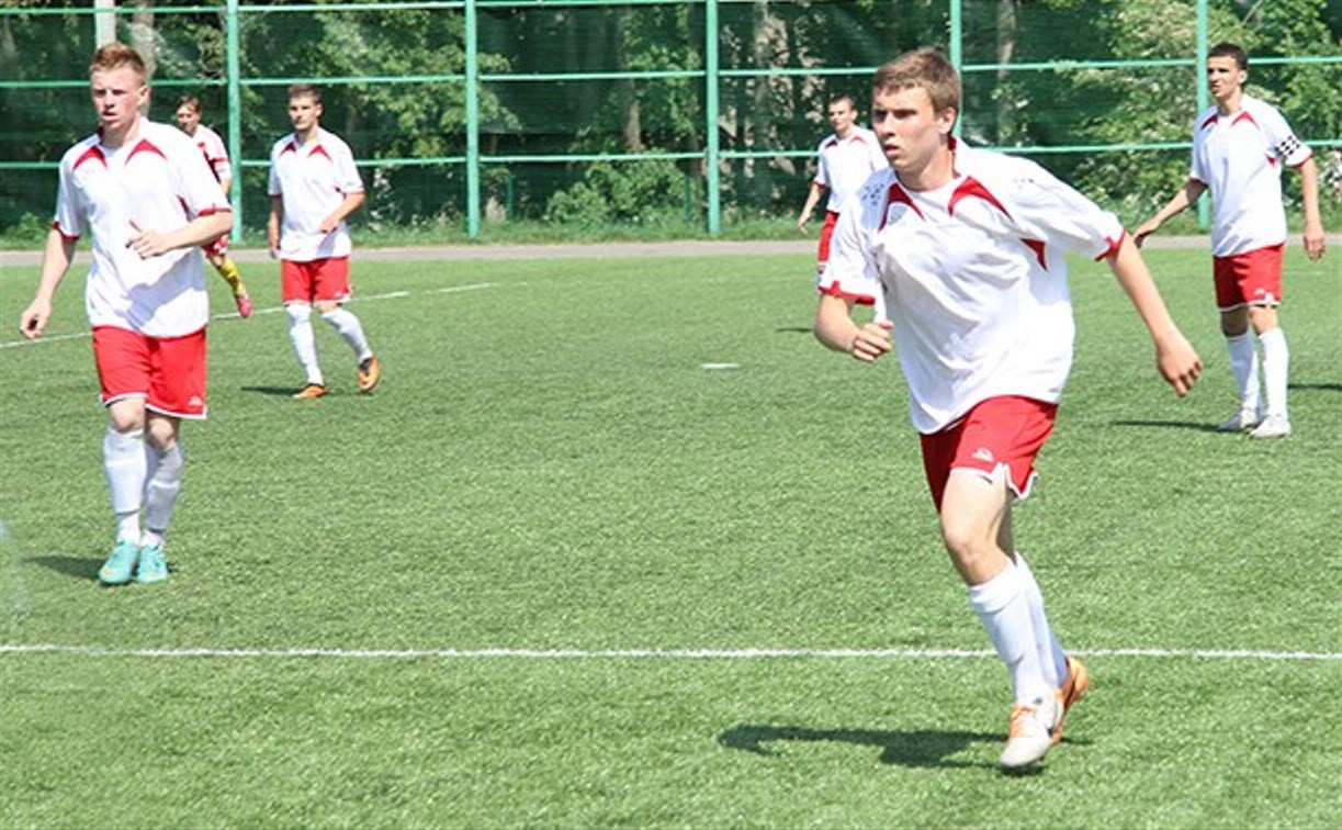 Новомосковский «Химик» сыграл вничью с «Академией футбола»