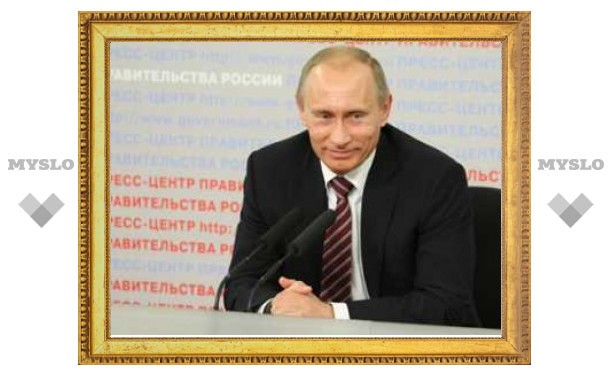Путин пообещал сохранить и повысить зарплаты врачей