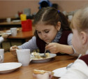 В российских школах будут бороться с детским ожирением