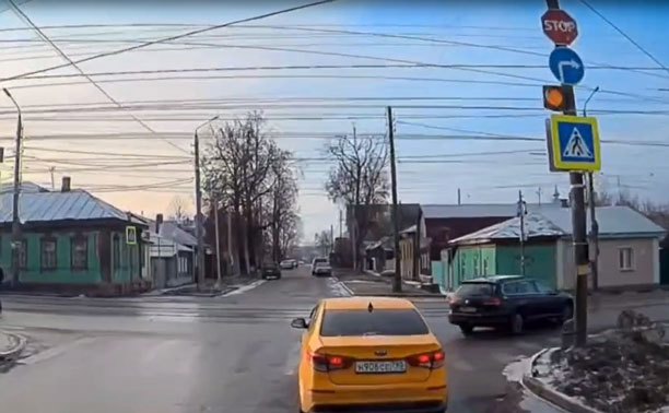 В Туле таксист «ослушался» дорожного знака