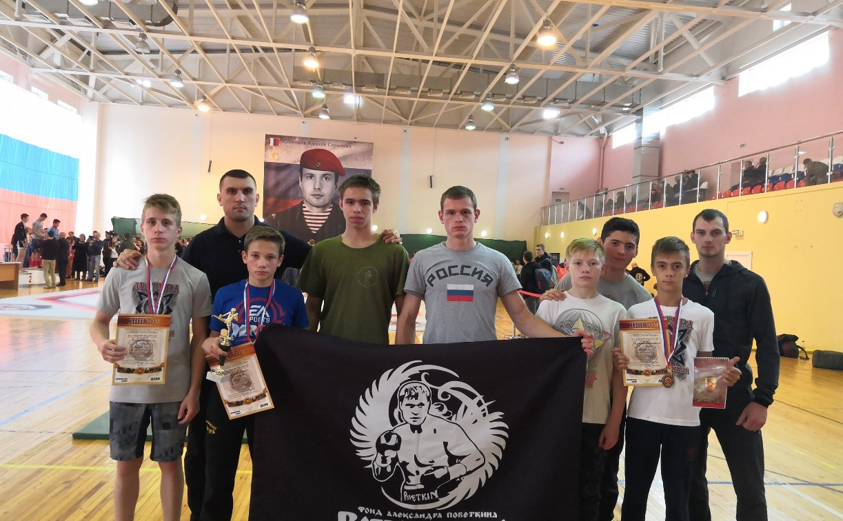 Тульские бойцы завоевали медали на турнире по смешанным единоборствам